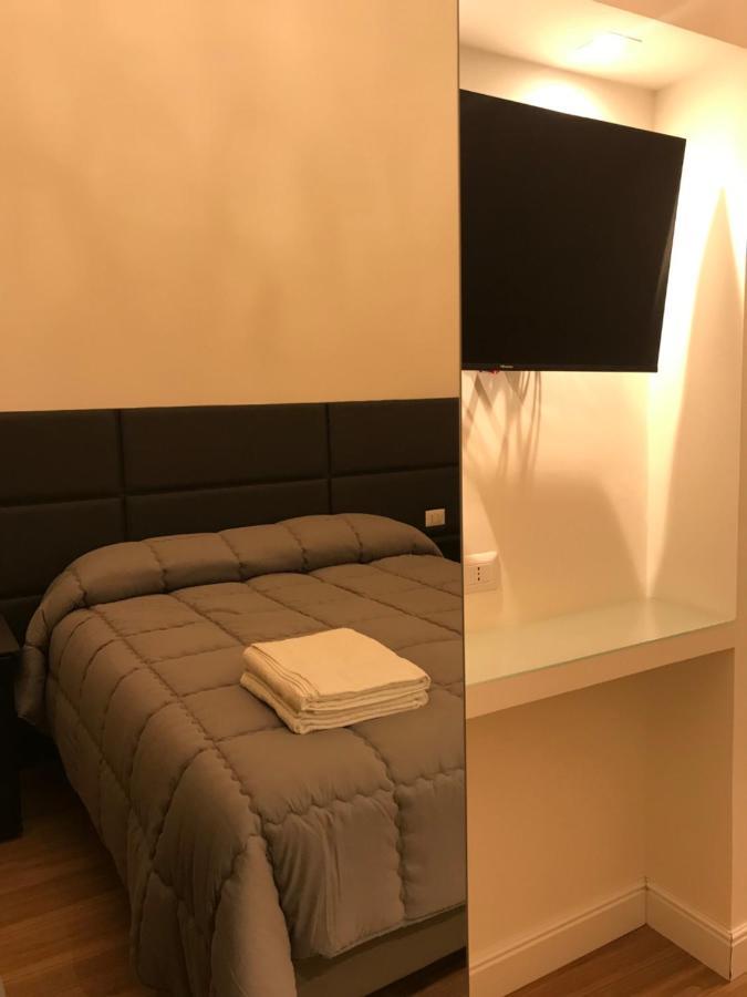 Motta Palace Apartments & Rooms Motta Sant' Anastasia Luaran gambar