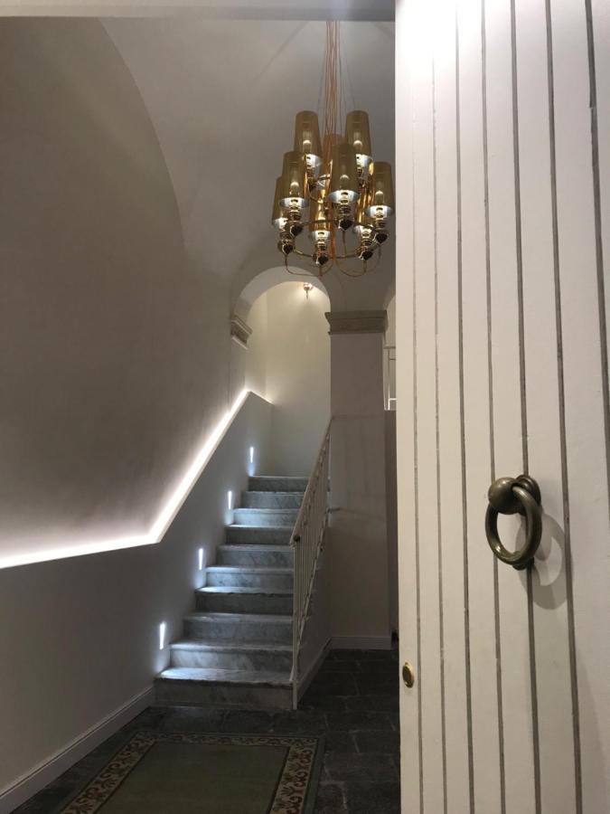 Motta Palace Apartments & Rooms Motta Sant' Anastasia Luaran gambar