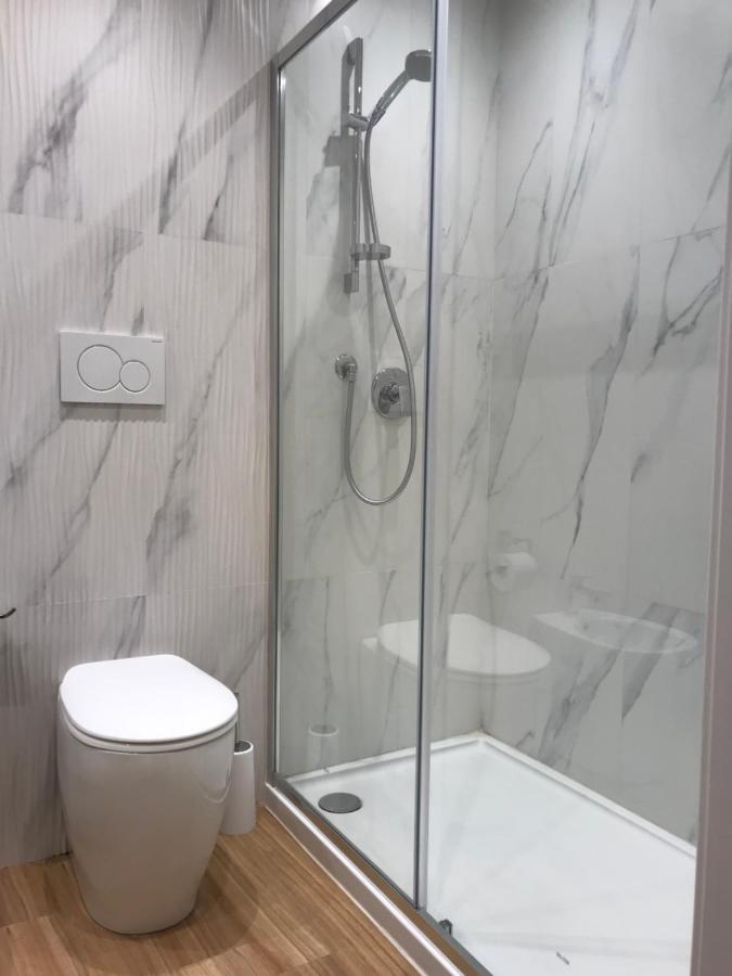 Motta Palace Apartments & Rooms Motta Sant' Anastasia Luaran gambar