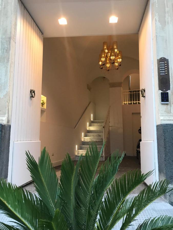 Motta Palace Apartments & Rooms Motta Sant' Anastasia Luaran gambar