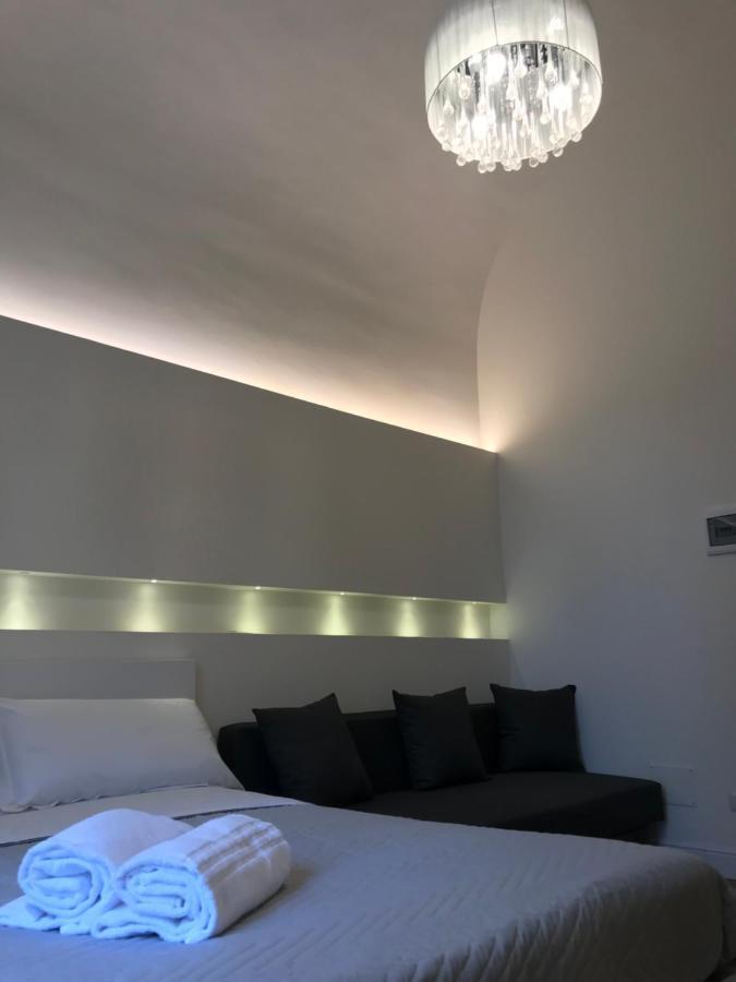 Motta Palace Apartments & Rooms Motta Sant' Anastasia Luaran gambar